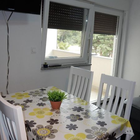Apartments Ina Medulin Zewnętrze zdjęcie